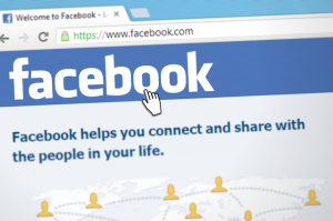 social-network-76532_640 Facebook can connect you to a new world of online friends.